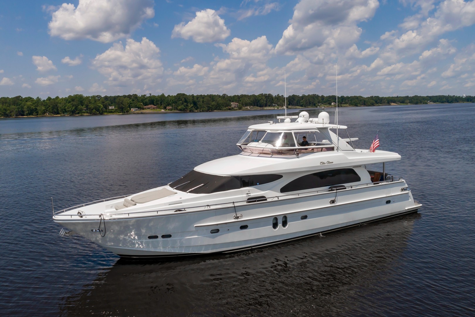 Picture of motor yacht Ella Claire, a 76 foot Horizon